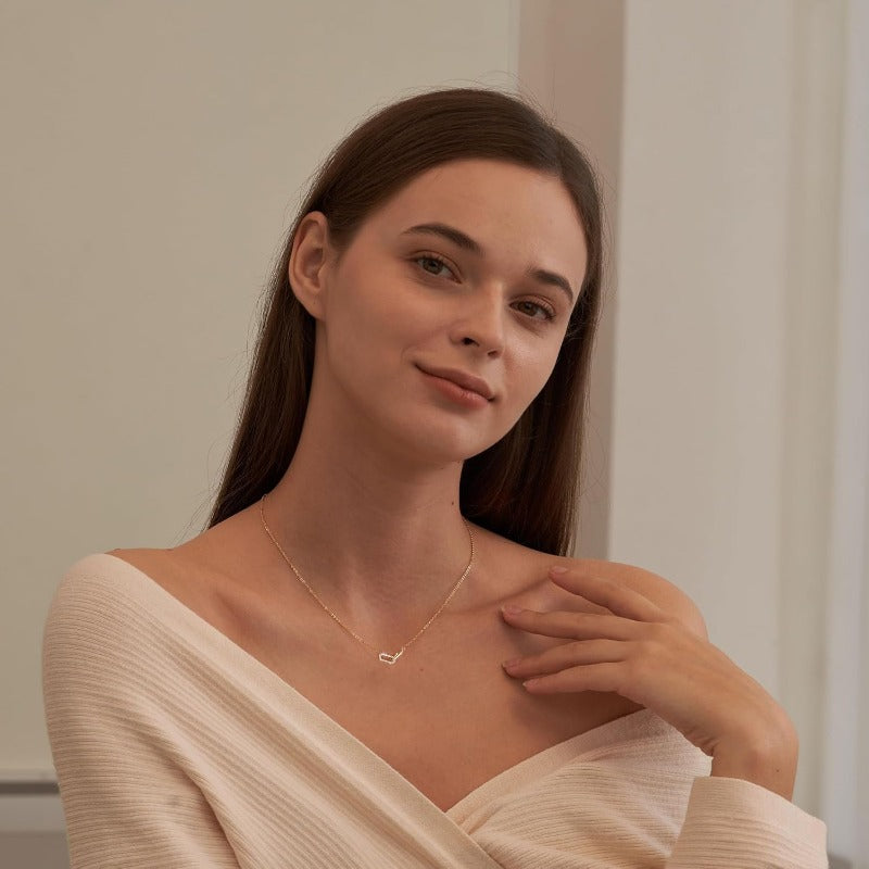 The Aurelia Gold Oval Pendant